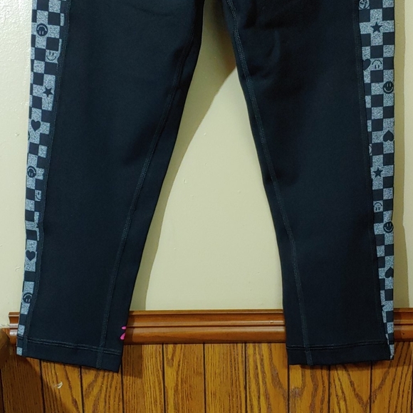 Zumba 🆕 Dance Bold Capri Leggings M - Picture 5 of 9